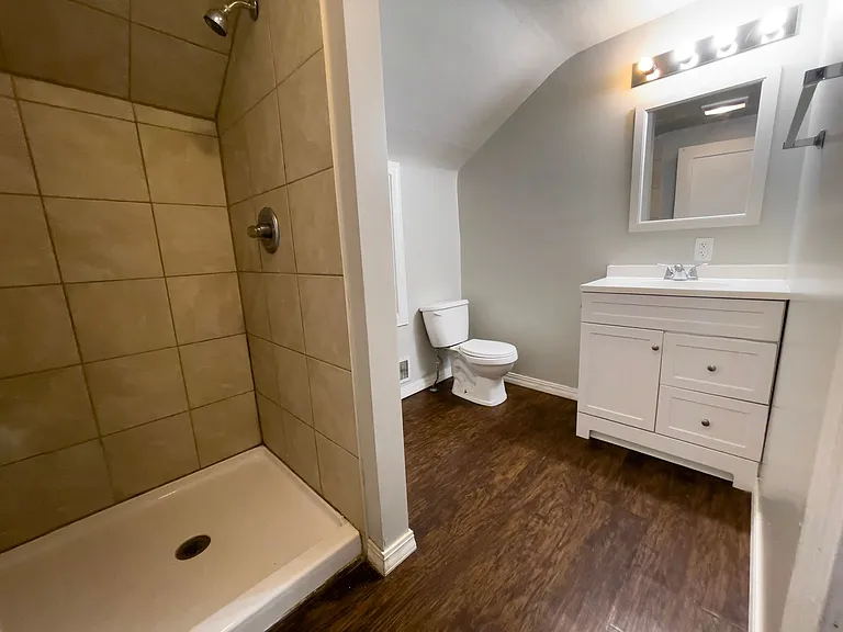 1408 N Mann Ave — Photo 22