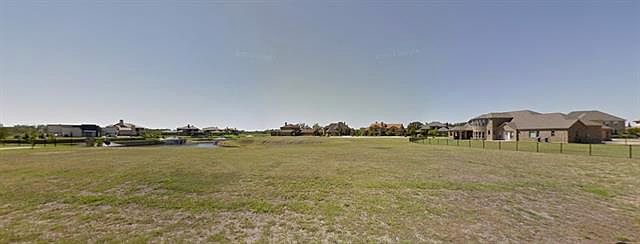 1st image of 6117 Lake Shore Dr