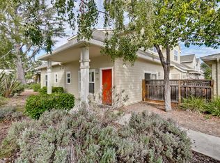 720 Cottage Ct, Mountain View, CA 94043