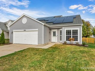 2076 Longwood Ct, Romeoville, IL 60446