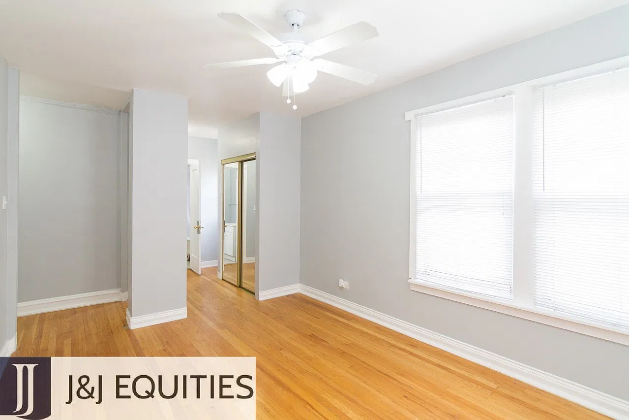 3257-3267 W. Wrightwood Ave — Photo 4