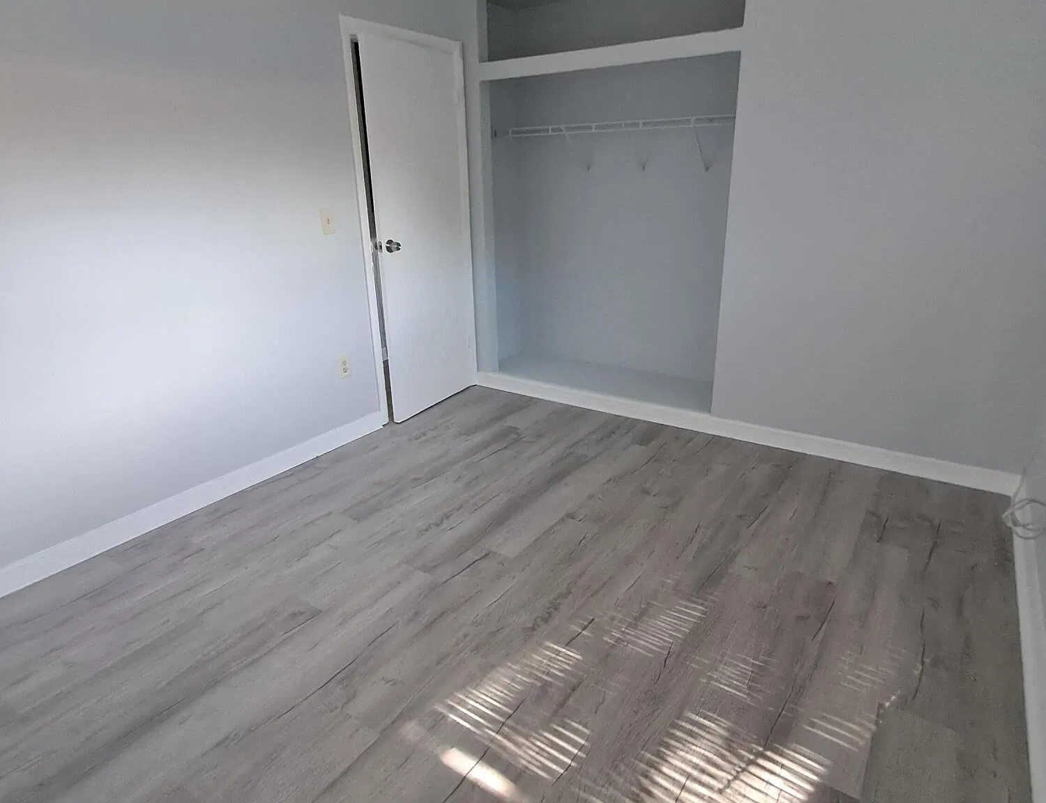 312 Decordre Ct — Photo 3