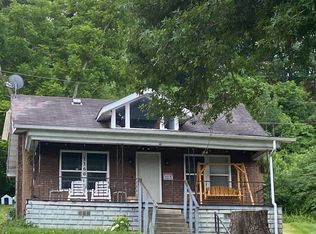 1160 Riverview Rd, Russell, KY 41169