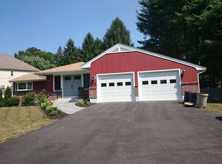 36 Scotney Rd, Newton, MA 02467
