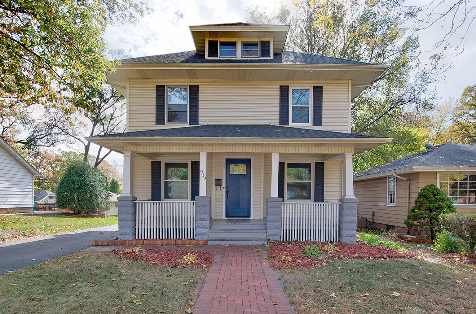 912 Morgan St photo 1