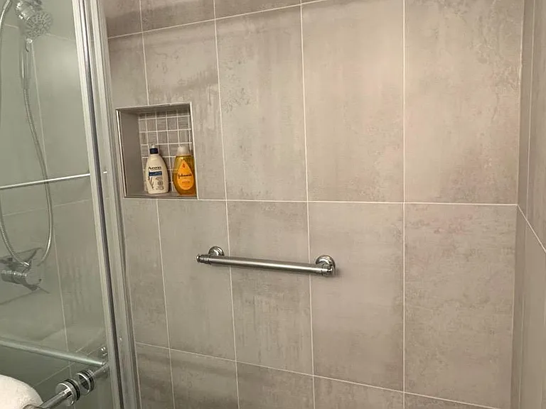 8330 Greensboro Dr #6/0003 — Photo 18