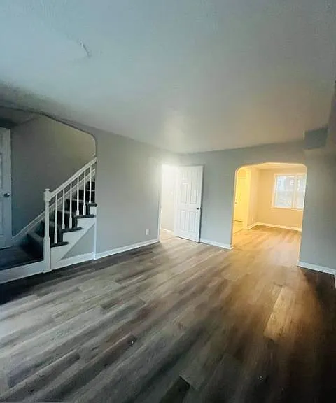 1516 Becklow Ave — Photo 3