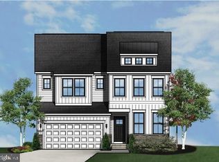 1197 Grove Ave, Shady Side, MD 20764