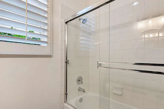 11805 Catania Ct — Photo 13