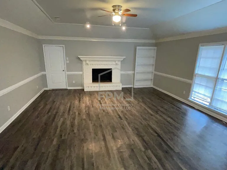 7089 Cobblestone Dr — Photo 7
