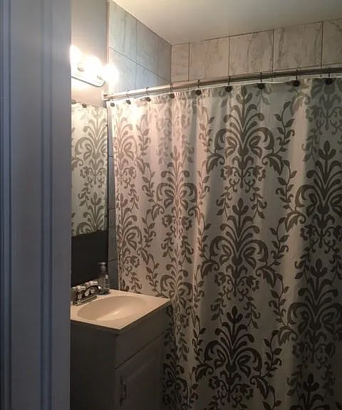 Btahroom