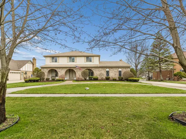 11851 Hiawatha Dr, Shelby Township, MI 48315