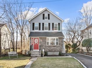 347 Elm St, Stirling, NJ 07980