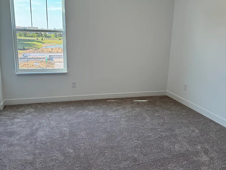 1048 Bald Tree Dr — Photo 10