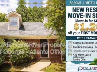 2414 Leeward Ct, Lithia Springs, GA 30122