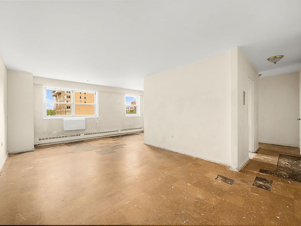 1st image of 175 Willoughby St APT 6J