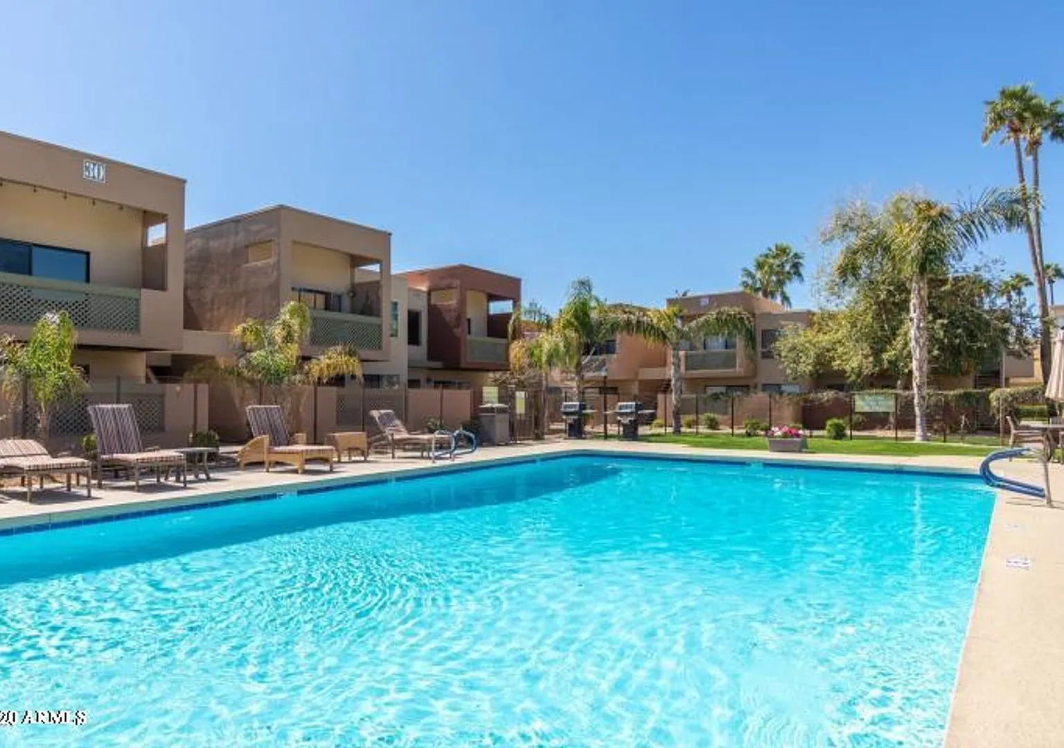 Two bedroom, two bathroom Scottsdale Condo! — Photo 3