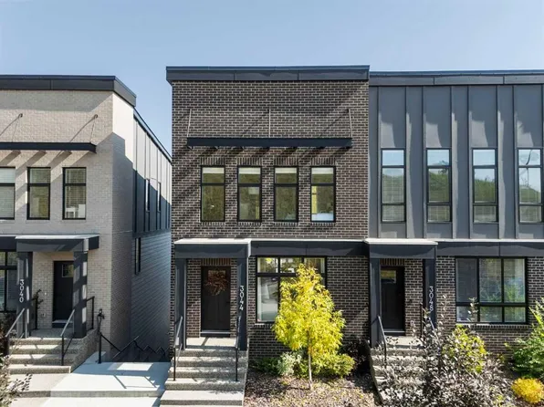 3044 W 85th St SW, Calgary, AB T3H 6C7