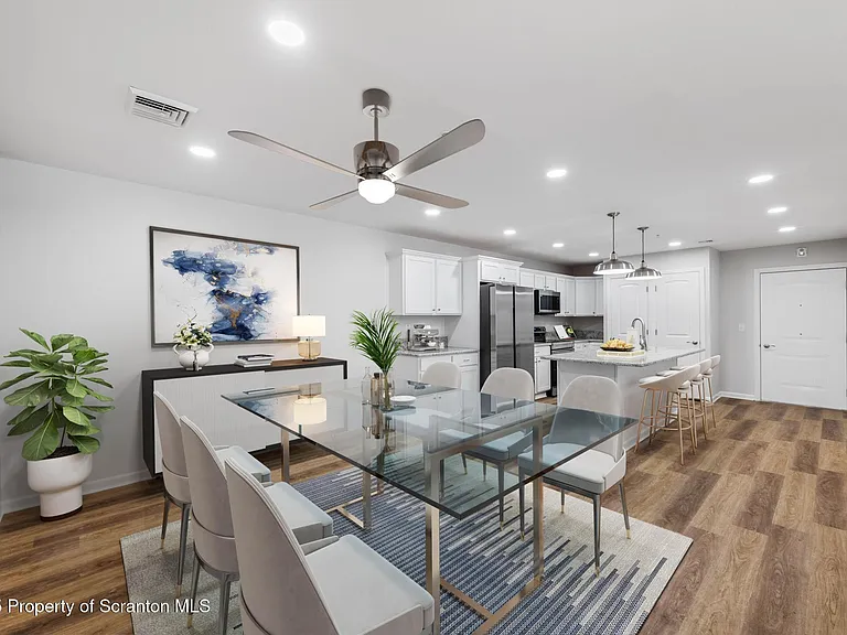 25-36 Zackery Way — Photo 6
