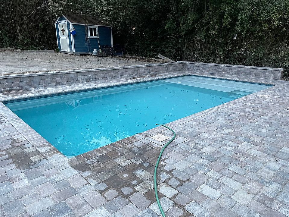2nd image of 917 N Palafox St