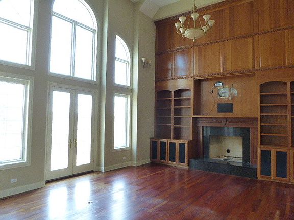 5th image of 1703 N Pebble Beach Way