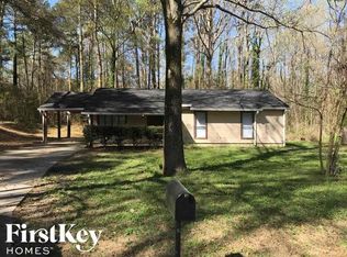9247 Woodhill Ln, Jonesboro, GA