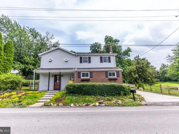 455 Pumping Station Rd, Hanover, PA 17331