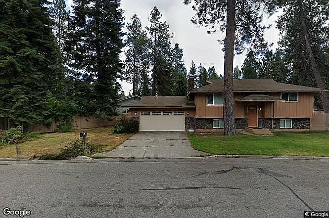 1st image of 373 S Tamarack Dr