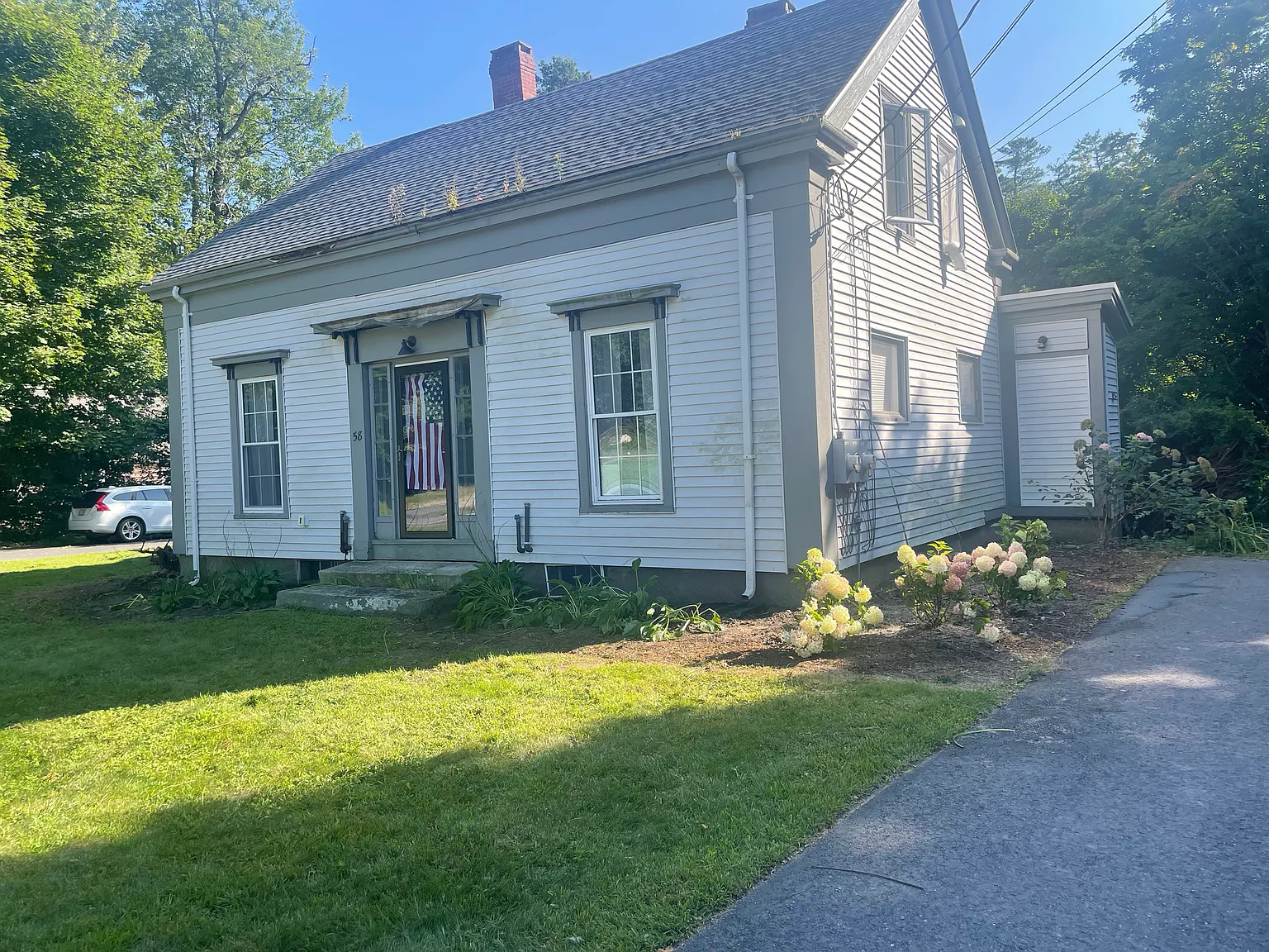 1 bed, 750 sqft, $1,900 — Photo 2