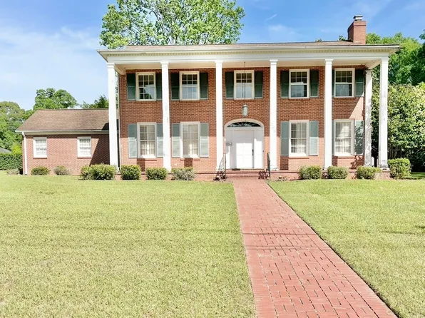 304 Simmons St, Enterprise, AL 36330