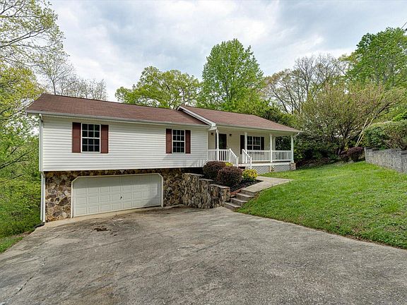 2nd image of 6839 Deerwood Dr