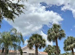 4215 Covey Cir #22-B, Naples, FL 34109