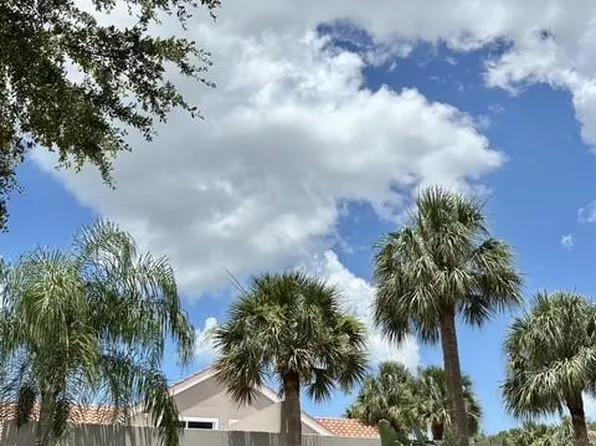 4215 Covey Cir #22-B, Naples, FL 34109