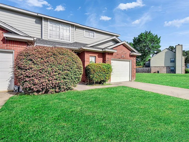 11703 Emerald Hill Dr #C — Photo 4