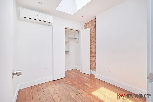 Rented by Keller Williams NYC | media 32