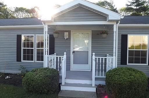 2nd image of 705 Blueberry Cir