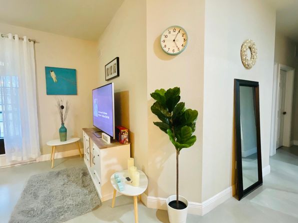 3001 Greystone Loop Unit 304