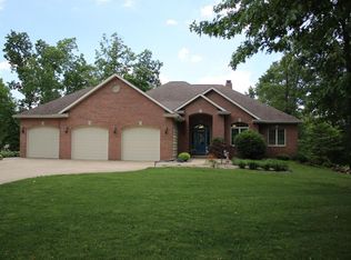 61729 Raintree Blvd, Sturgis, MI 49091