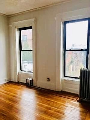 1st image of 113 Macdonough St #3
