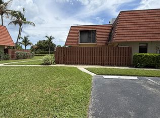 9403 S Ocean Dr APT 3D, Jensen Beach, FL 34957