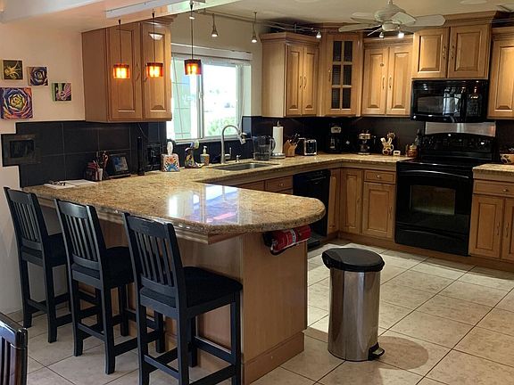 4th image of 14052 N Canterbury Dr