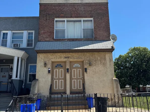 2527 S 68th St, Philadelphia, PA 19142