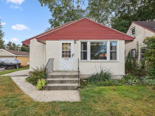 1306 11th Ave, Saint Paul Park, MN 55071
