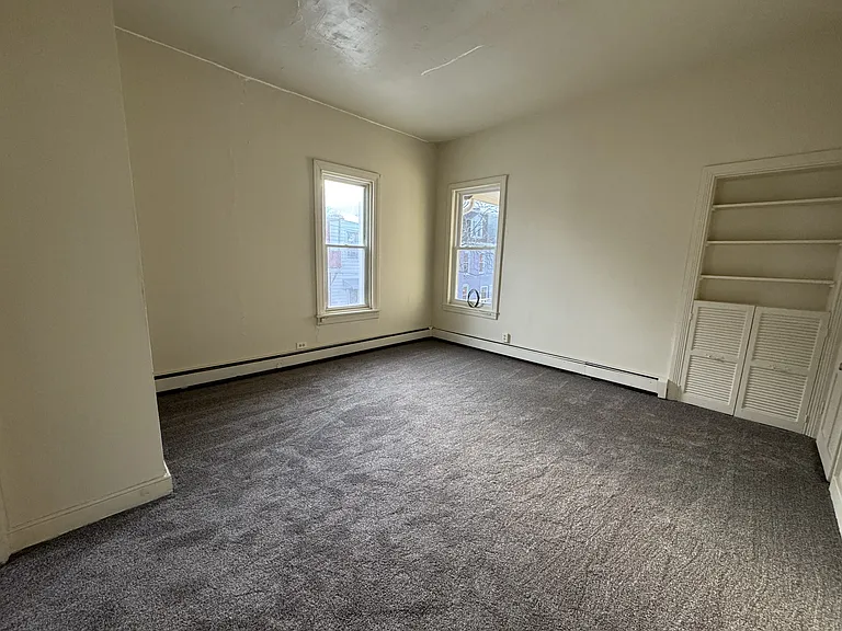 545 W Philadelphia St #B — Photo 3