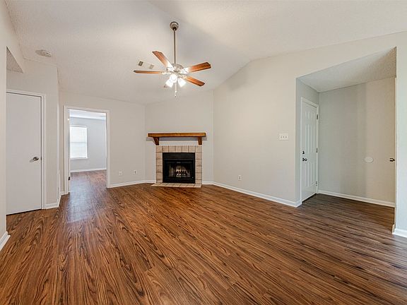 3rd image of 3707 Buffalo Springs Trl APT 204