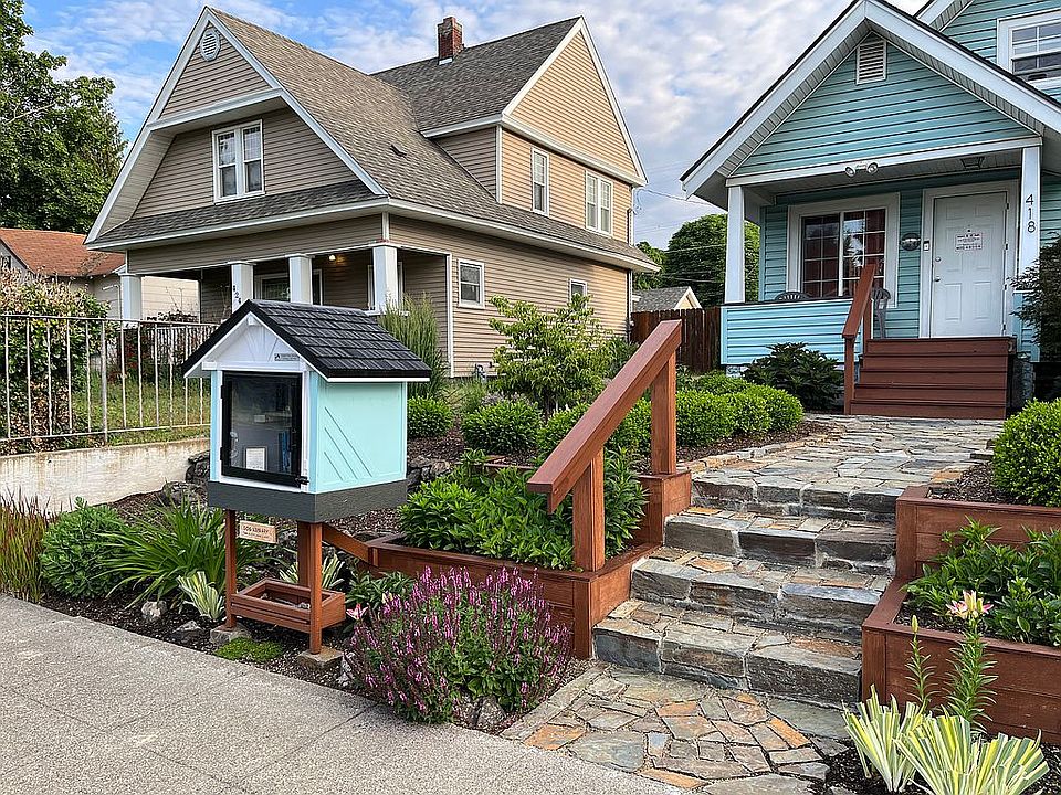 1st image of 418 W Kiernan Ave