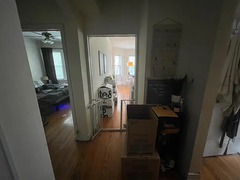 1934 N Fairfield Ave #2F — Photo 8