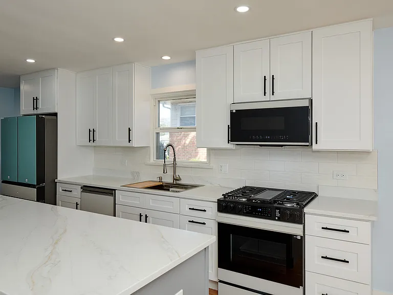 8544 W Roseview Dr — Photo 1