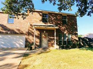 4521 Marshall St, Forest Hill, TX 76119