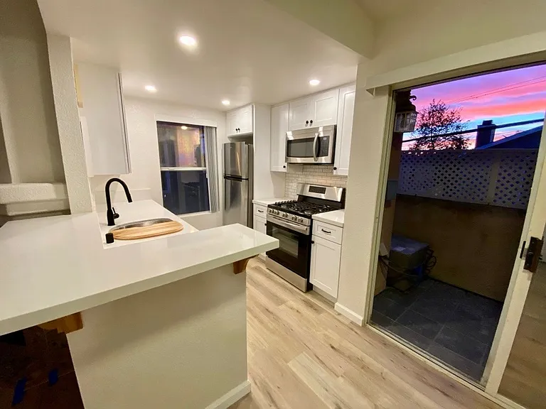 3932 Hamilton St #7 — Photo 1